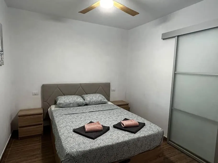Beach Lovers Home From Home Heated Pool 马斯帕洛马斯 公寓