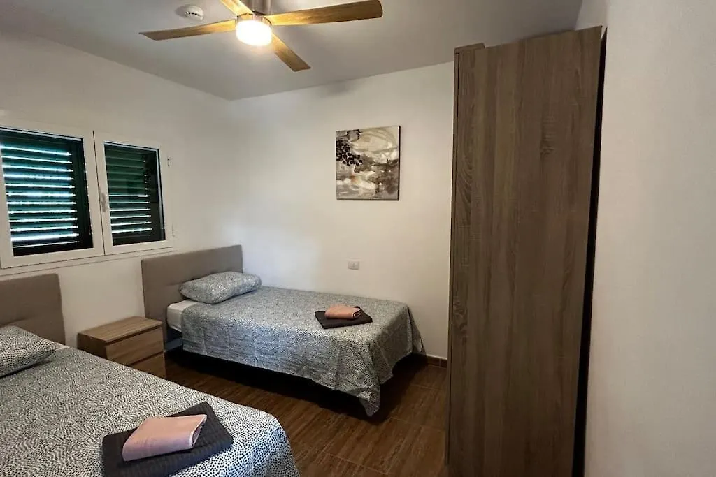 Beach Lovers Home From Home Heated Pool Maspalomas  Spain